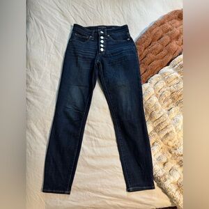 Lucky brand mid rise AVA skinny jeans